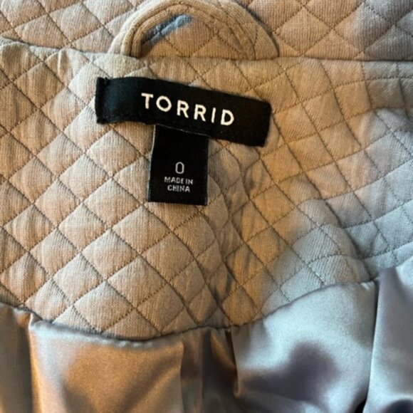 Torrid Pebble Grey Quilted Knit Moto Jacket – Torrid Size 0 / L - NWOT - Picture 6 of 8